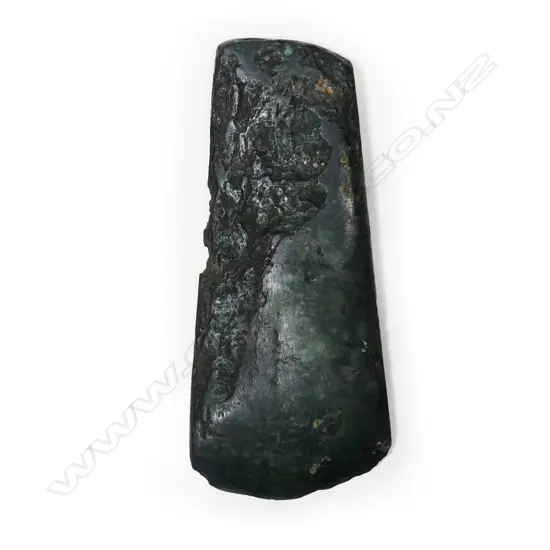 An early Māori pounamu toki,